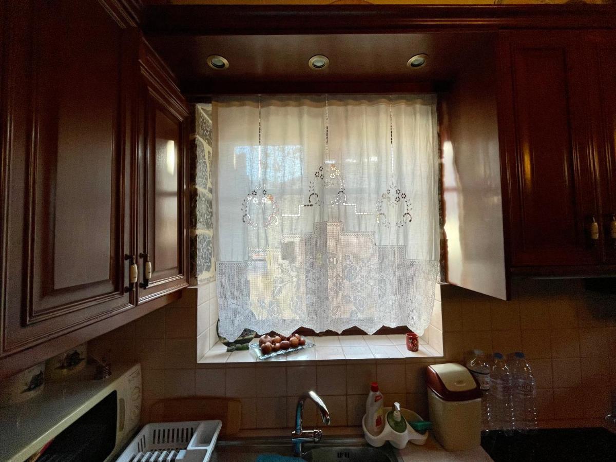 Traditional Residence With Terrace Latsida Экстерьер фото